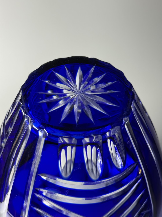 Image 1 of A pair of crystal vases 