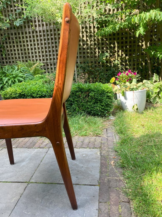 Johannes Andersen for Uldum Rosewood Dining Chair – Leather (photo 4 of 9)