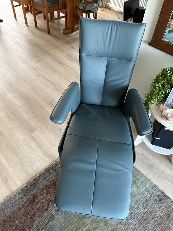 Image 1 of Fauteuil luxueux