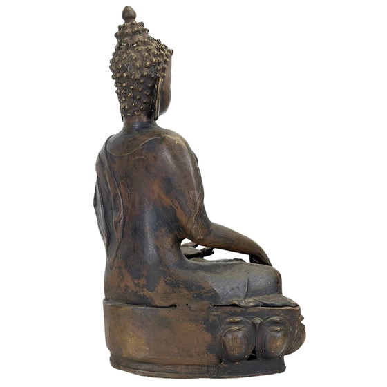 Monumentale 18e-eeuwse Boeddha Shakyamuni uit Ladakh — Vuurverguld Brons – Beeldhouwkunst (photo 4 of 11)