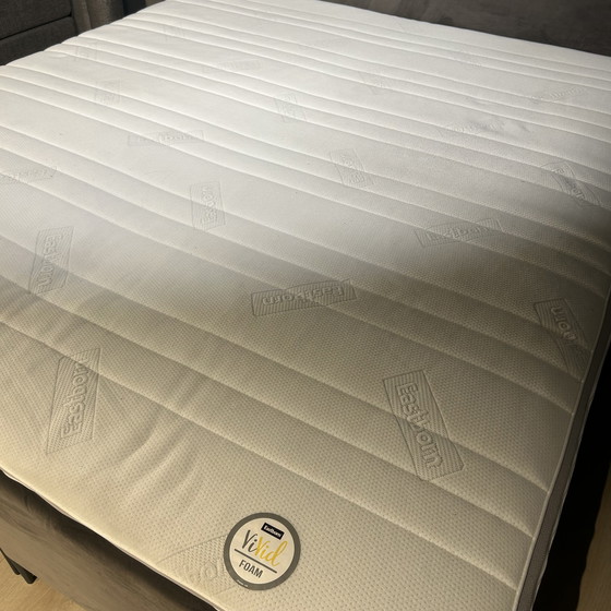 Image 1 of Lit Eastborn Bergen - 180x200