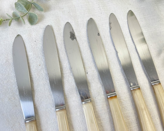6 couteaux vintage en Bakélite ivoire France – Accessoires de table (photo 9 of 14)