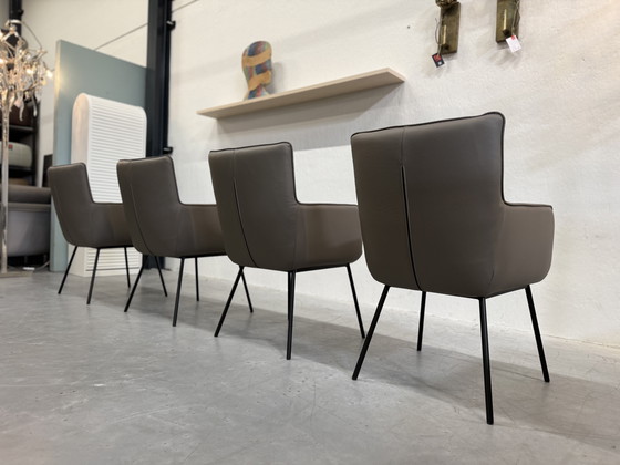 Image 1 of 4 HE Design Freya Esszimmerstühle Leder