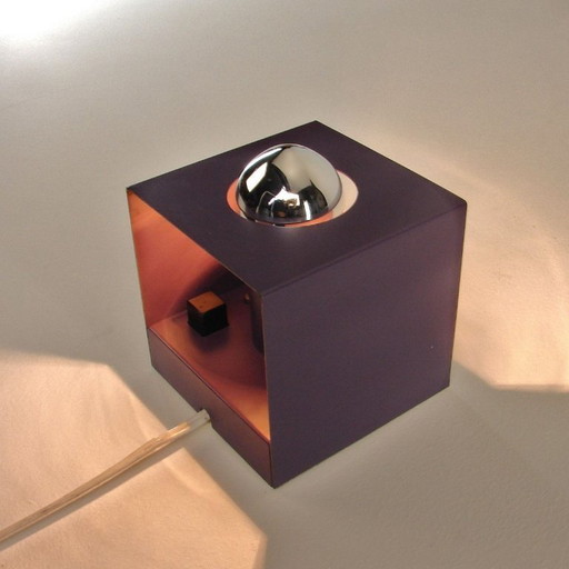 Kubus Space-Age wall/table lamp.