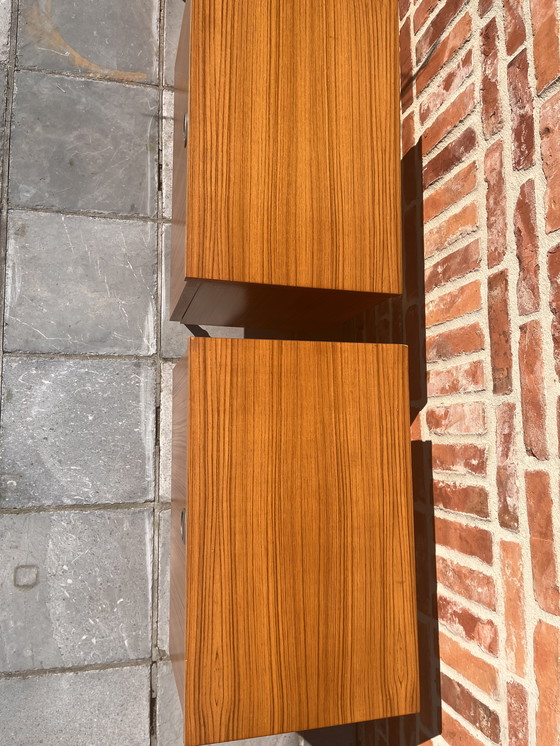 Image 1 of Dos mesitas de noche de los años 60/70