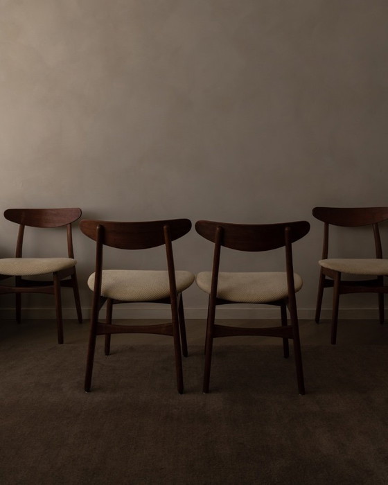 Image 1 of Set aus 4 CH30-Esszimmerstühlen von Hans J. Wegner für Carl Hansen & Søn – dänisches Design, 1950er Jahre