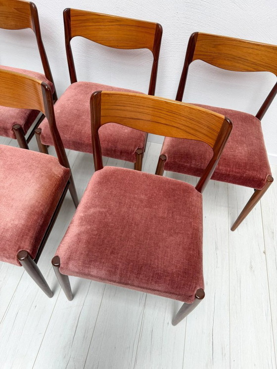 Image 1 of Set van 6 vintage Deense teakhouten eetkamerstoelen, Scandinavisch design uit het midden van de 20e eeuw, jaren 60.