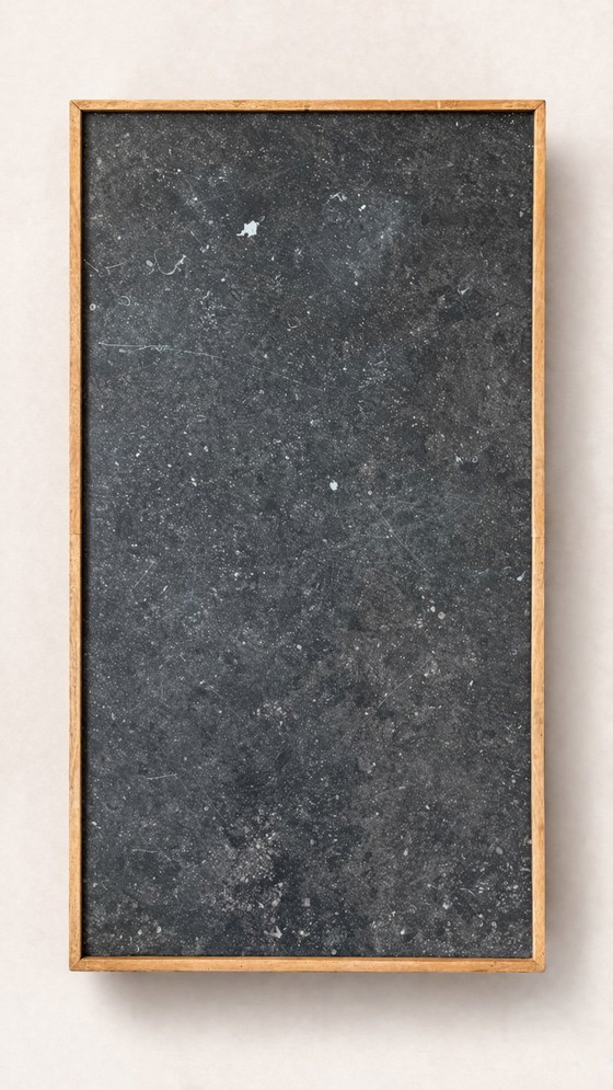 Image 1 of Minimalistischer Tisch aus Holz und Granit