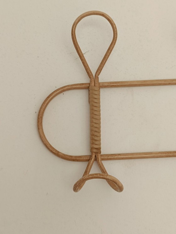 Image 1 of Portemanteau imitation rotin a 4 parères doubles