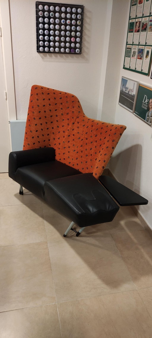 Chaise longue Torso, by Cassina design Paolo Deganello