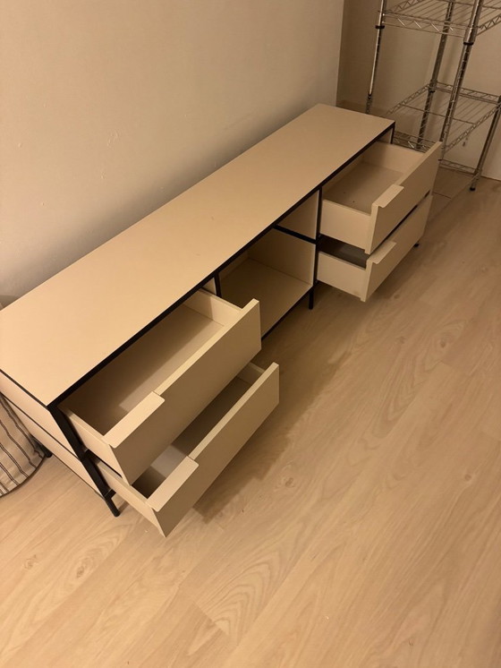 Image 1 of Étagère TV uniquement