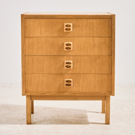 MK11628 Eiken dressoir met vier lades