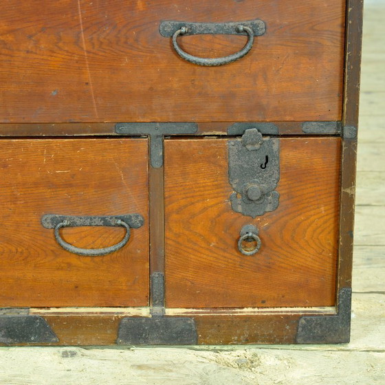 Japanische Tansu Kommode, circa 1890 – Kommoden, Iron, Wood (photo 9 of 10)