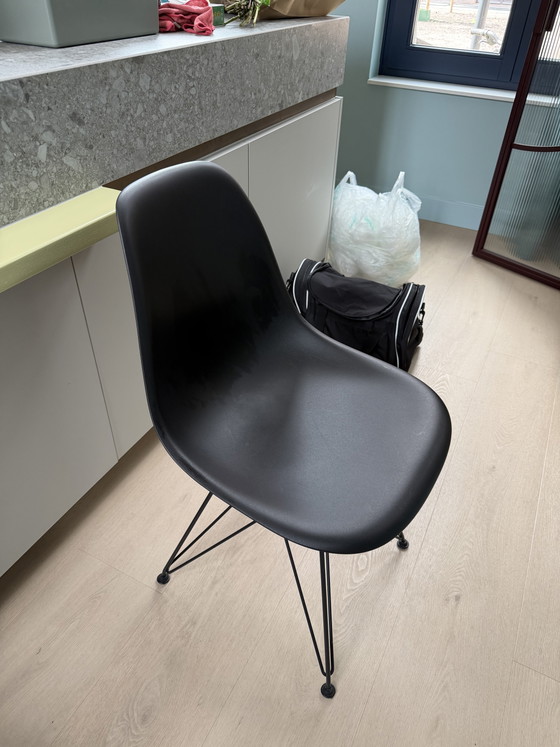 Vitra DSR Black – Dining chairs, Metal, Plastic (photo 5 of 9)