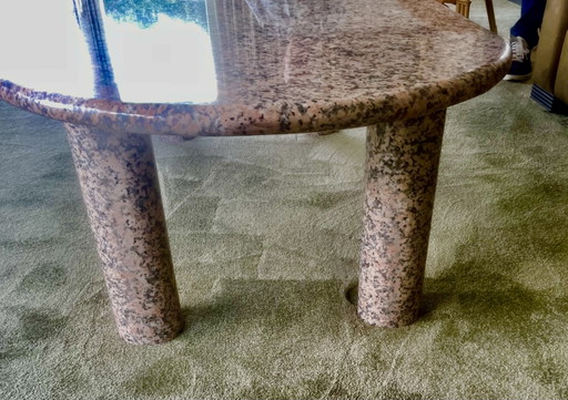 Beautiful solid granite coffee table by Rosa Porriño, – salontafels, Other, Stone (photo 2 of 6)