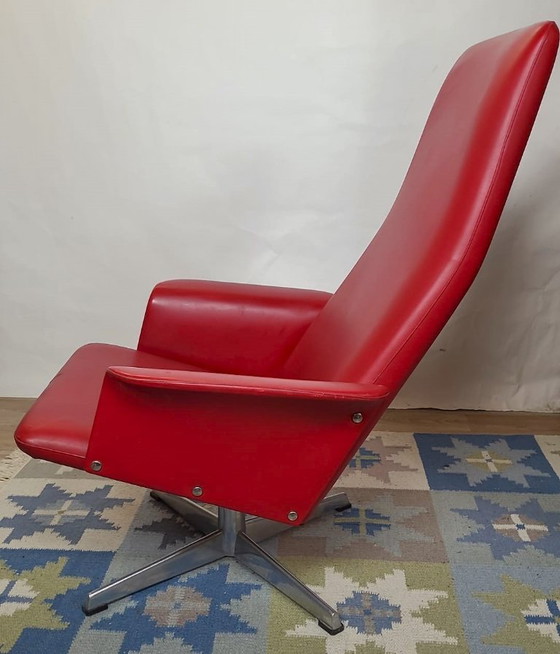 Image 1 of Poltrona girevole Bodafors-Verken in similpelle rossa, Svezia, anni '70