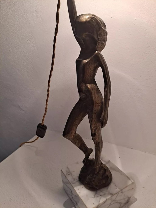 Italienische Tischleuchte in Bronze-Frauenskulptur