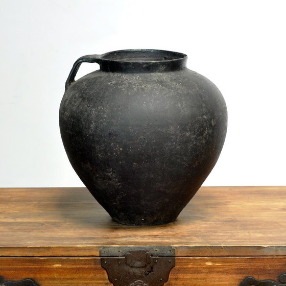 Image 1 of Vaso antico in terracotta proveniente dalla Moldavia, circa 1850.