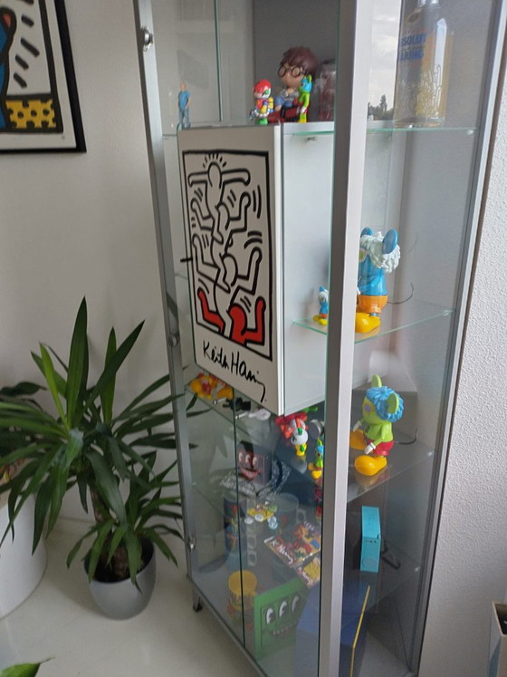 Keith Haring Display cabinet hb-Collection Möbelvertriebs GmbH – Glass, Wood (photo 3 of 6)