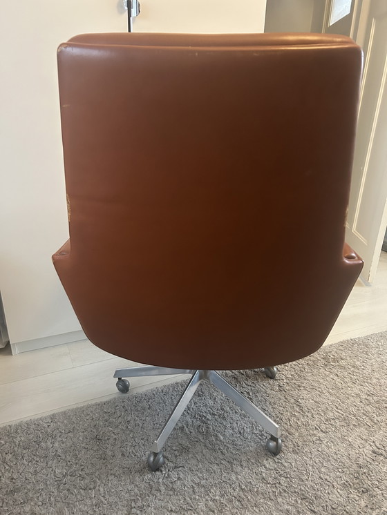 Image 1 of Finn Juhl directiestoel model 210