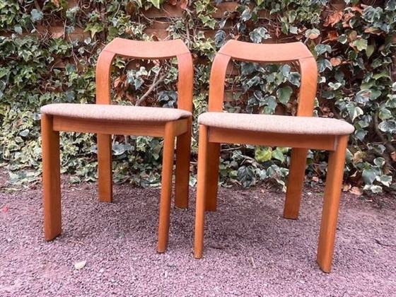 Image 1 of 2 Holzstühle