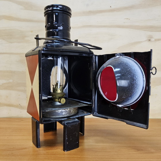 Image 1 of Antique railway signal lamp / train closing lantern (complete and working) db (Deutsche Bundesbahn)