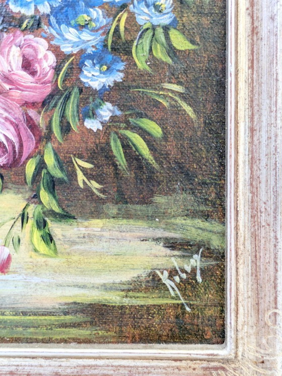 Image 1 of Peinture à l'huile florale ancienne sur toile dans un cadre doré orné, signée par l'artiste