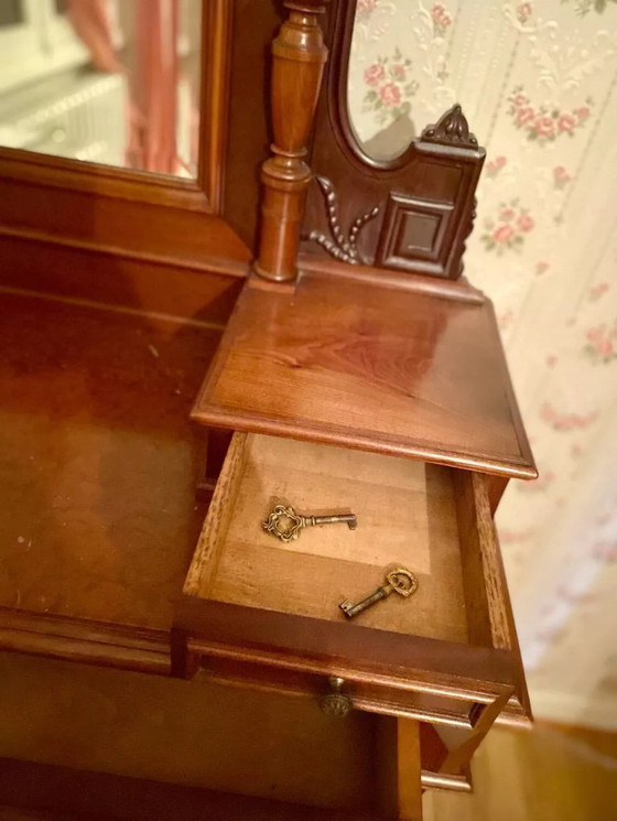 Image 1 of Schminktisch/Kommode aus dem 19. Jahrhundert