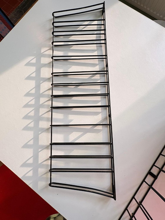 Image 1 of Mensole da parete vintage Tomado – metallo nero e mensole colorate