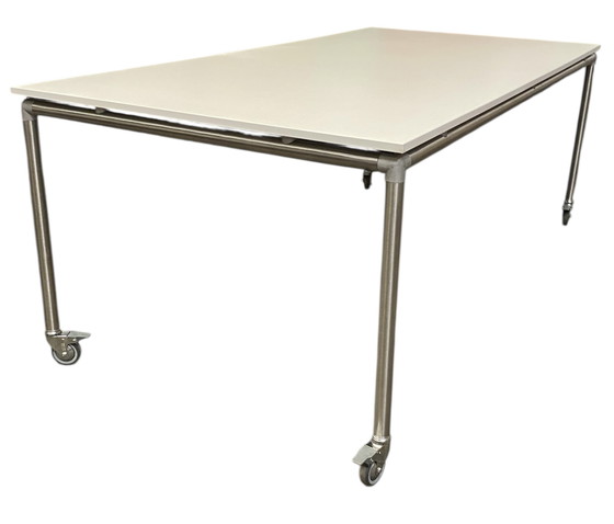 Image 1 of Ahrend Move-It Table