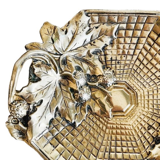 Image 1 of Antico piatto vide-poche in stile Art Nouveau francese, piatto per bonbon in ottone, anni '10
