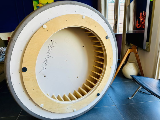 Image 1 of Salontafel poef Ottoman in Taupe leer