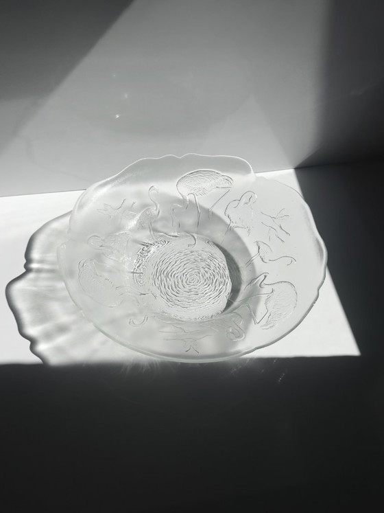 Image 1 of Vintage glazen schaal met flamingo-design, Walther glazen fruitschaal, serveerschaal uit de jaren 80