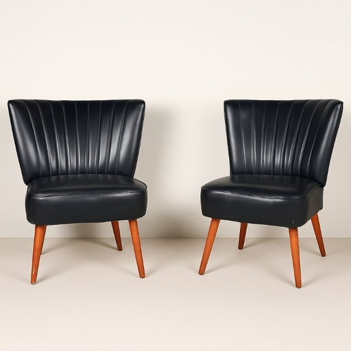Coppia di poltrone club vintage in skai nero - Anni '50
