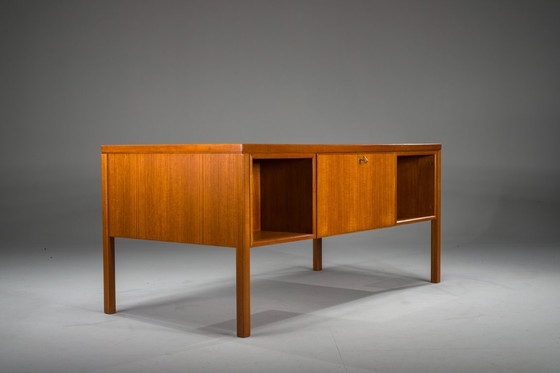 Image 1 of Escritorio ejecutivo de mediados de siglo Modelo 77 de Omann Jun Møbelfabrik, años 60