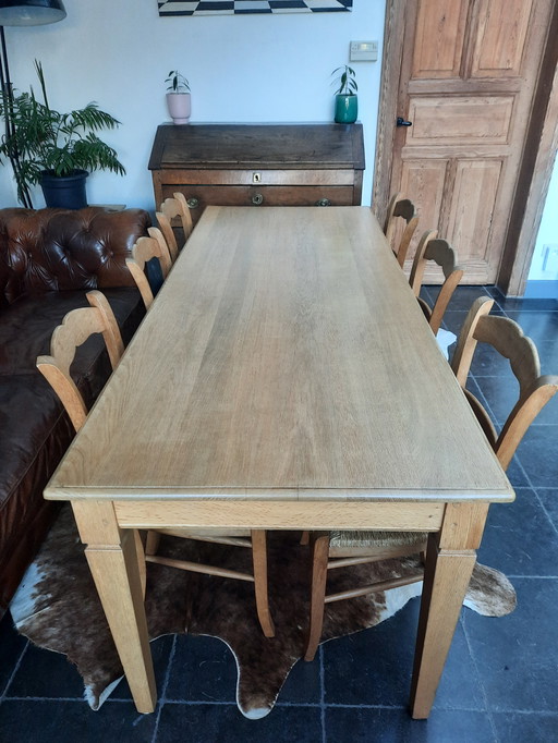 Oak Dining Table And 6 Matching Chairs