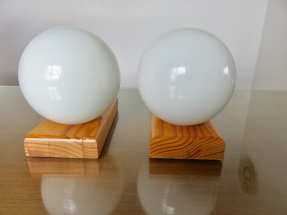 Image 1 of Paire d'appliques scandinaves en pin et opaline, années 80