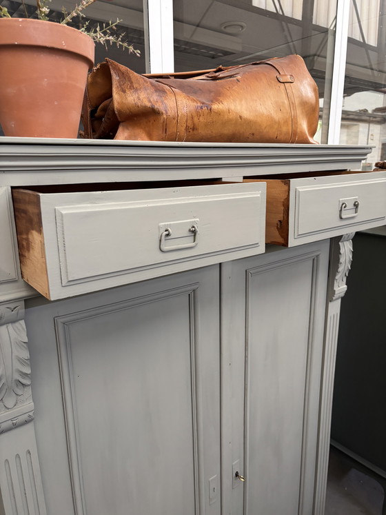 Image 1 of Brocante girls' wardrobe / sideboard