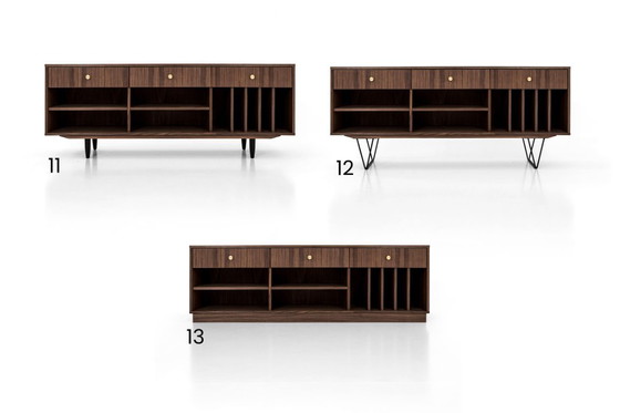 Image 1 of Cómoda giratoria de nogal O-S07 con tres cajones
