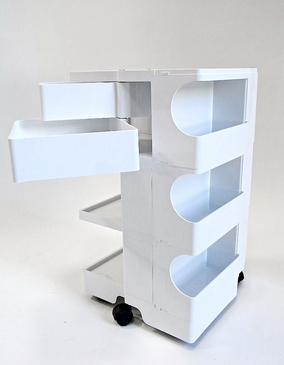 Image 1 of Carro Boby en blanco, diseñado por Joe Colombo para B-Line, Italia, 2009.