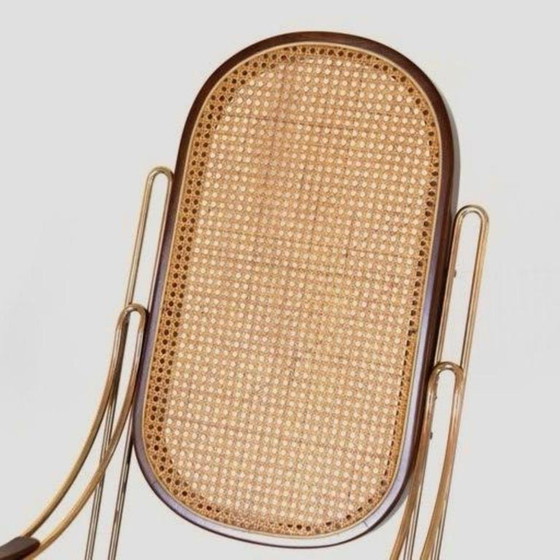 1x 1970s Thonet-Style Rocking Chair, Brass & Wicker, Mid-Century Modern – Rattan (photo 5 of 12)