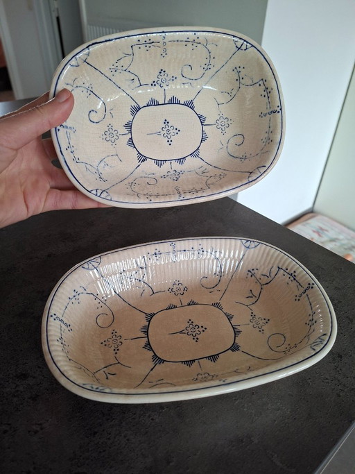 Dos Cuencos de cerámica vintage, crema con decoración azul