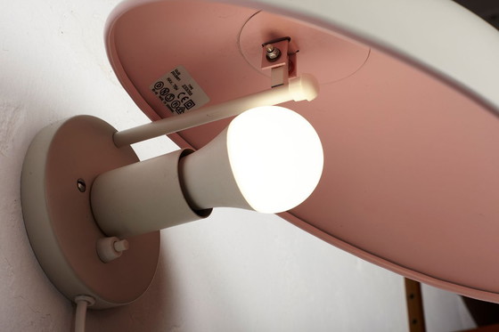 Image 1 of Set di due lampade da parete "P Hat" disegnate da Poul Henningsen per Louis Poulsen, Danimarca, anni '60