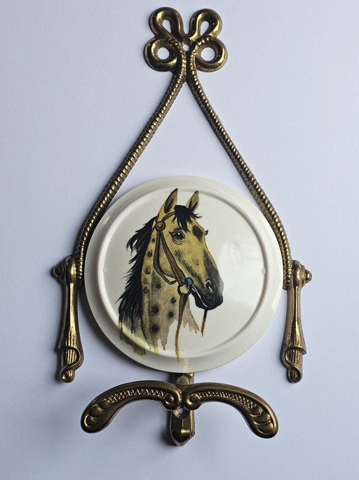 Italiaanse vintage kapstokhaken met keramische paardenhoofden, gemerkt M.C. 8 Italy, jaren 50