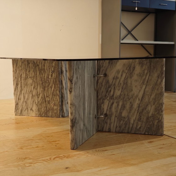 Image 1 of Vintage marmer en rookglas salontafel