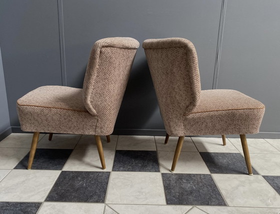 Image 1 of set van 2 bruine cocktailstoelen uit de jaren 60