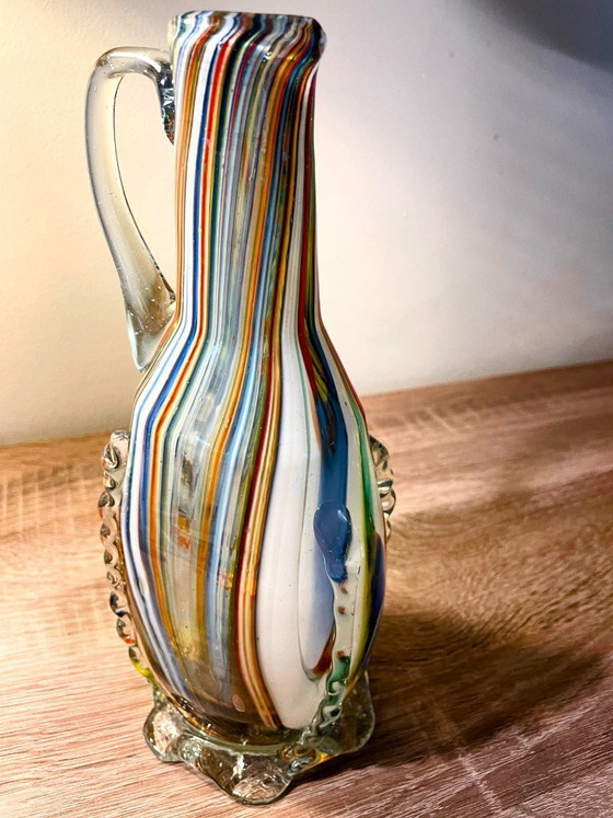 Image 1 of Karafset van Murano-glas met 6 kopjes – Kleurrijke kunstglazen kan – Vintage Italiaanse stijl