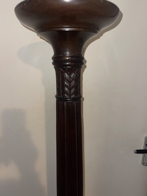 Image 1 of Pied de Stalle georgiano. Puntgaaf. 19e eeuw.