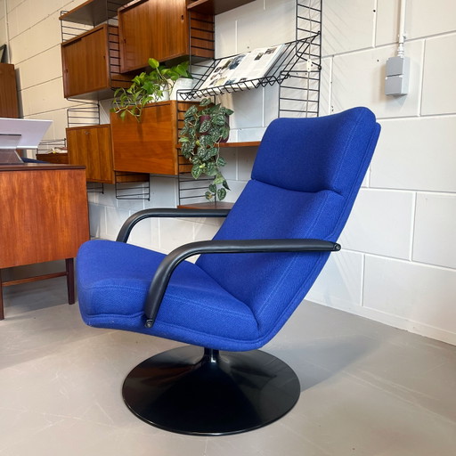 Vintage draaifauteuil •Artifort• model F142