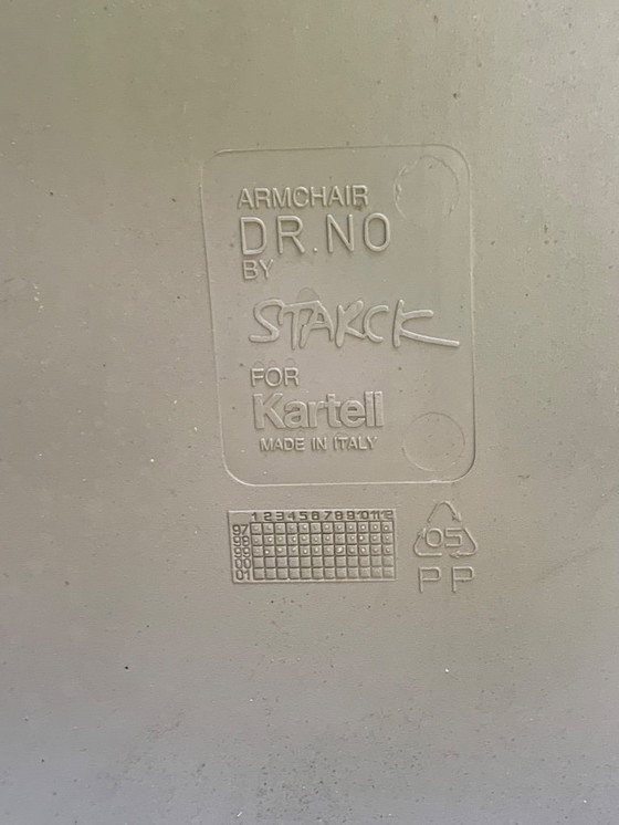 Image 1 of Sedie Dr NO di Philippe Starck per Kartell e tavolo DR. NA di Philippe Starck per Kartell.